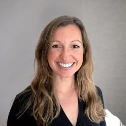 Andrea Wegner's Headshot