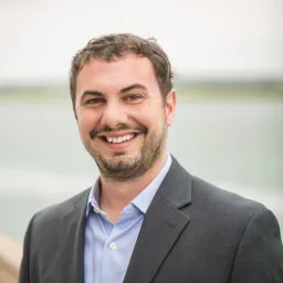 Josh Powell headshot